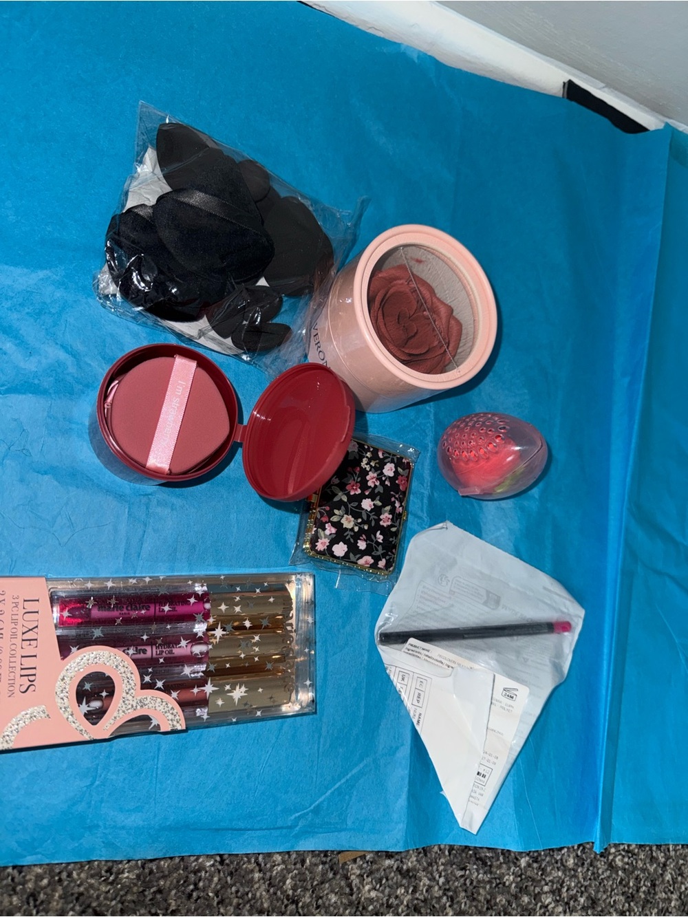 Assorted Party Beauty Accessories - Black & Pink Set